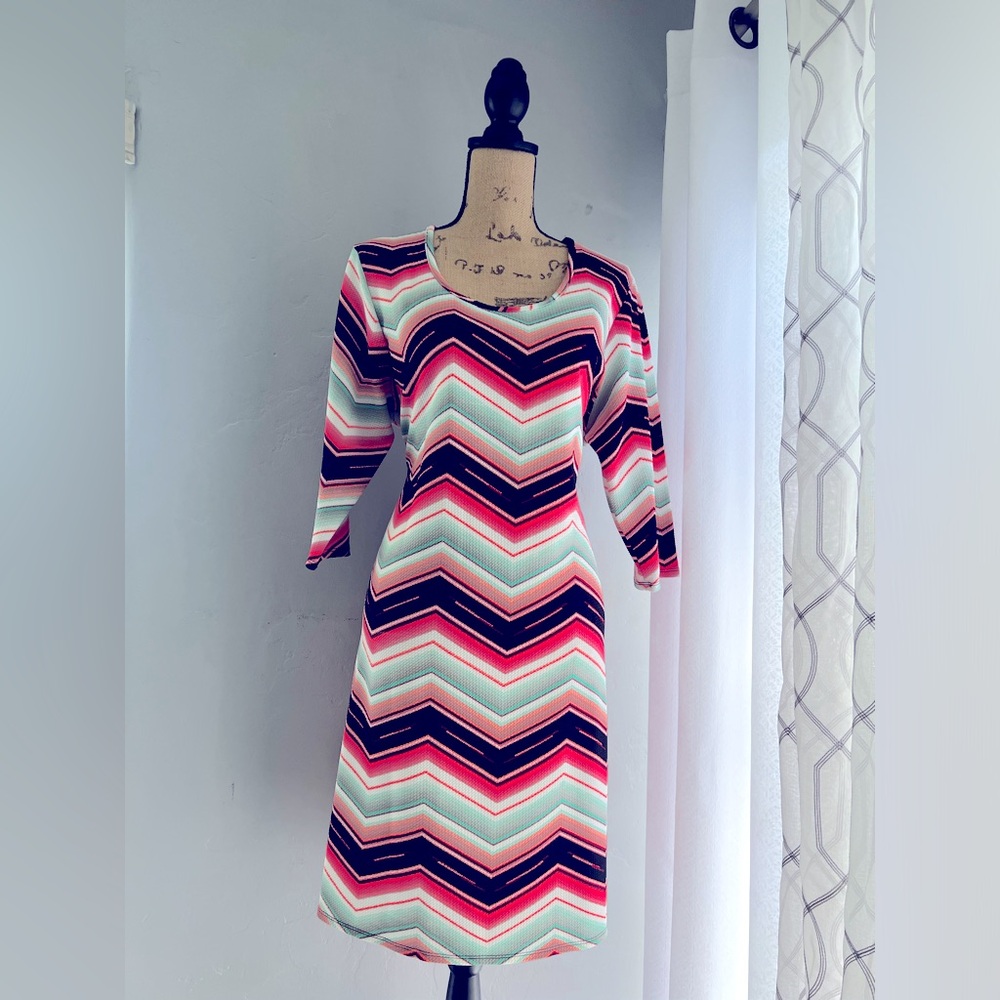 Chevron Print Woman’s Dress by Pine Size XL